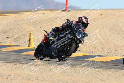 media/Oct-21-2024-Moto Forza (Mon) [[0d67646773]]/B Group/Session 4 (Turn 12)/